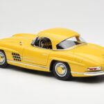 Mercedes 300 SL W198 Roadster Geel Norev 1:18 B66040669 - image 7 of 8