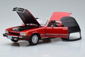 Mercedes 450 SL R107 US Versie Rood Norev 1:18 183729 Metaal — afbeelding 2 van 8