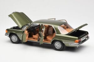Mercedes 450SEL 6.9 W116 Groen Metallic Norev 1:18 183455 Metaal — afbeelding 5 van 8