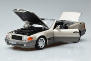 Mercedes 500 SL R129 Smoke Zilver Norev 1:18 183719 Metaal — afbeelding 2 van 7