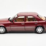Mercedes 500E W124 Rood Metallic Dealer Editie Norev 1:18 B66040699 - image 4 of 8