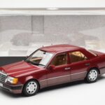 Mercedes 500E W124 Rood Metallic Dealer Editie Norev 1:18 B66040699 - image 8 of 8