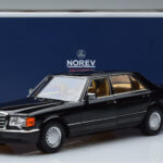 Mercedes 560 SEL W126 Zwart Norev 1:18 - image 7 of 7