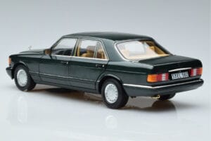 Mercedes 560 SEL W126 Donkergroen Metallic Norev 1:18 B66040682 Metaal — afbeelding 6 van 7