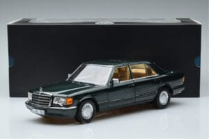 Mercedes 560 SEL W126 Donkergroen Metallic Norev 1:18 B66040682 Metaal — afbeelding 7 van 7