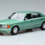 Mercedes 560 SEL W126 Lichtgroen Norev 1:18