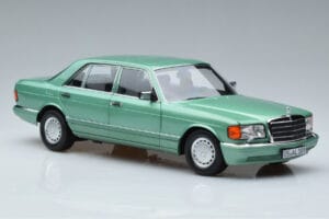 Mercedes 560 SEL W126 Lichtgroen Norev 1:18 183469 Metaal — afbeelding 5 van 7