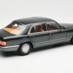 Mercedes 560 SEL W126 Night Groen Metallic Dealer Edition Norev 1:18 B66040626 - image 3 of 8