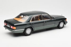 Mercedes 560 SEL W126 Night Groen Metallic Dealer Edition Norev 1:18 B66040626 Metaal — afbeelding 3 van 8