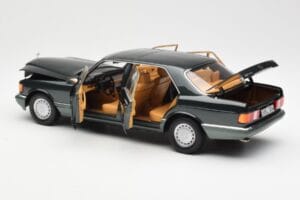Mercedes 560 SEL W126 Night Groen Metallic Dealer Edition Norev 1:18 B66040626 Metaal — afbeelding 5 van 8