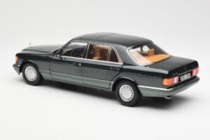 Mercedes 560 SEL W126 Night Groen Metallic Dealer Edition Norev 1:18 B66040626 Metaal — afbeelding 7 van 8
