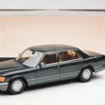 Mercedes 560 SEL W126 Night Groen Metallic Dealer Edition Norev 1:18 B66040626 - image 8 of 8