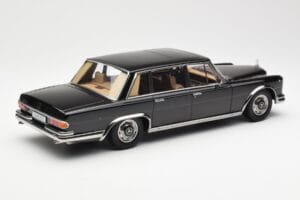 Mercedes 600 SWB W100 Zwart KK-Scale 1:18 180601 Metaal — afbeelding 2 van 6