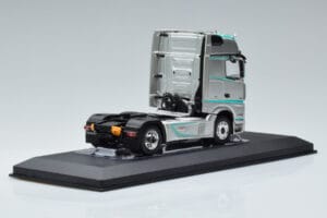 Mercedes Actros MP4 Racing Edition IXO 1:43 TR091 Metaal — afbeelding 2 van 6