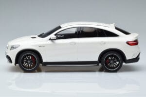 Mercedes AMG GLE 63S C292 Coupe Wit GT Spirit 1:18 B66965706 Hars — afbeelding 3 van 6