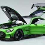 Mercedes AMG GT C190 Black Series Groen Hell Magno Gelimiteerde Editie Norev 1:18 183903 Metaal - image 2 of 7