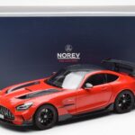 Mercedes AMG GT Black Series Rood Asia Exclusive Norev 1:18 - image 8 of 8
