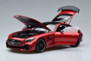 Mercedes AMG GT R C190 Kardinaalrood AUTOart 1:18 76331 Metaal — afbeelding 2 van 7