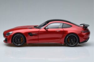 Mercedes AMG GT R C190 Kardinaalrood AUTOart 1:18 76331 Metaal — afbeelding 4 van 7
