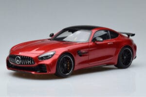 Mercedes AMG GT R C190 Kardinaalrood AUTOart 1:18 76331 Metaal