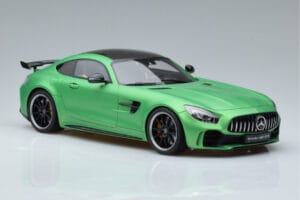 Mercedes AMG GT R Groen GT Spirit 1:18 GT179 Hars — afbeelding 4 van 6