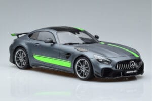 Mercedes AMG GT R Pro Selenite Grijs GT Spirit 1:18 GT265 Hars — afbeelding 4 van 6
