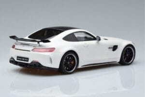Mercedes AMG GT R Wit GT Spirit 1:18 KJ021 Hars — afbeelding 2 van 6