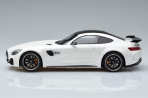 Mercedes AMG GT R Wit GT Spirit 1:18 KJ021 Hars — afbeelding 3 van 6