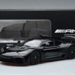 Mercedes AMG One Zwart NZG 1:18 - image 9 of 9