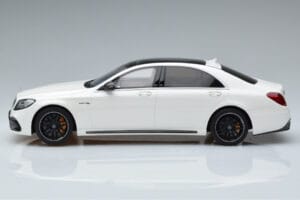 Mercedes AMG S63 W222 Diamond Wit GT Spirit 1:18 B66965714 Hars — afbeelding 3 van 6