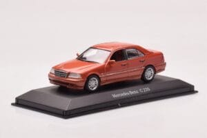 Mercedes C-Class W202 C220 Oranje Metallic Dealer Edition Minichamps 1:43 B66005747 Metaal — afbeelding 2 van 4