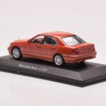 Mercedes C-Class W202 C220 Oranje Metallic Dealer Edition Minichamps 1:43 - image 3 of 4