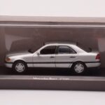Mercedes C-Class W202 C220 Zilver Minichamps 1:43 - image 4 of 4
