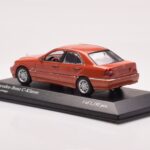 Mercedes C-Class W202 C240 Oranje Metallic Minichamps 1:43 - image 3 of 4