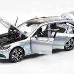 Mercedes C-Class W205 T-Model Zilver Asia Exclusive Norev 1:18 - image 2 of 8