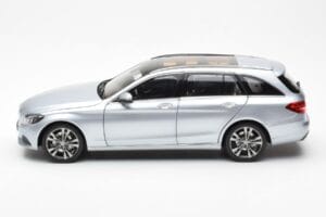 Mercedes C-Class W205 T-Model Zilver Asia Exclusive Norev 1:18 183865 Metaal — afbeelding 4 van 8