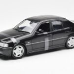 Mercedes C-Class W202 C36 AMG Zwart Metallic UT Models 1:18