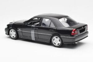 Mercedes C-Class W202 C36 AMG Zwart Metallic UT Models 1:18 26102 Metaal — afbeelding 5 van 6