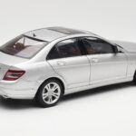 Mercedes C-Class W204 Avantgarde Zilver AUTOart 1:18 B66962368 - image 3 of 8