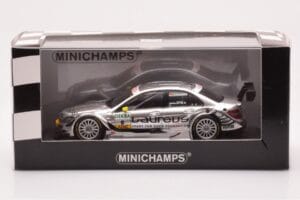 Mercedes C-Class W204 DTM Team AMG Mercedes #8 R. Schumacher DTM 2010 Minichamps 1:43 400103908 Metaal — afbeelding 4 van 4