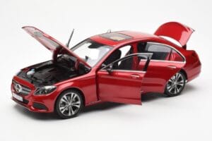 Mercedes C-Class W205 Rood Metallic Asia Exclusive Norev 1:18 183835 Metaal — afbeelding 2 van 8
