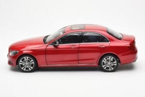 Mercedes C-Class W205 Rood Metallic Asia Exclusive Norev 1:18 183835 Metaal — afbeelding 4 van 8