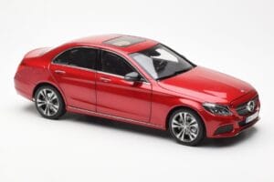 Mercedes C-Class W205 Rood Metallic Asia Exclusive Norev 1:18 183835 Metaal — afbeelding 6 van 8