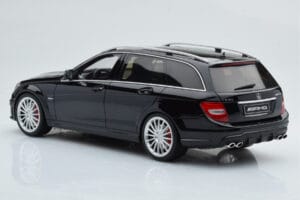 Mercedes C63 AMG S204 T-Model Zwart GT Spirit 1:18 GT760 Hars — afbeelding 5 van 6