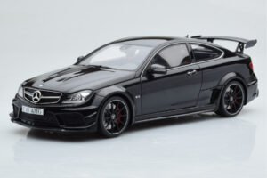 Mercedes C63 AMG W204 Black Series Zwart GT Spirit 1:18