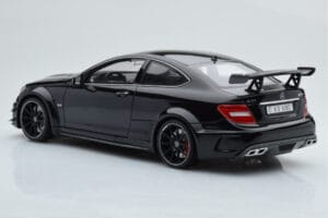Mercedes C63 AMG W204 Black Series Zwart GT Spirit 1:18 ZM019 Hars — afbeelding 5 van 7