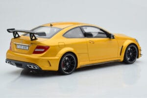 Mercedes C63 AMG W204 Black Series Goud GT Spirit 1:18 GT034 Hars — afbeelding 2 van 6