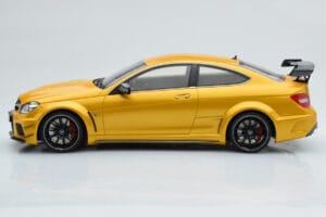 Mercedes C63 AMG W204 Black Series Goud GT Spirit 1:18 GT034 Hars — afbeelding 3 van 6