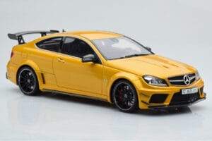 Mercedes C63 AMG W204 Black Series Goud GT Spirit 1:18 GT034 Hars — afbeelding 4 van 6