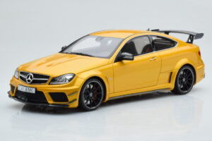 Mercedes C63 AMG W204 Black Series Goud GT Spirit 1:18